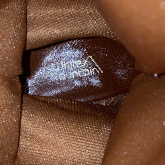 White Mountain Boots Womens 8.5 Brown Leather Pointed Riding Buckle Strap Tall - Picture 16 of 16